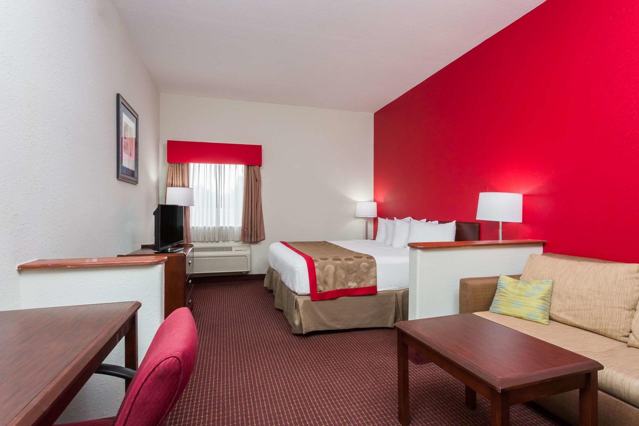 Quality Inn - thumb 13