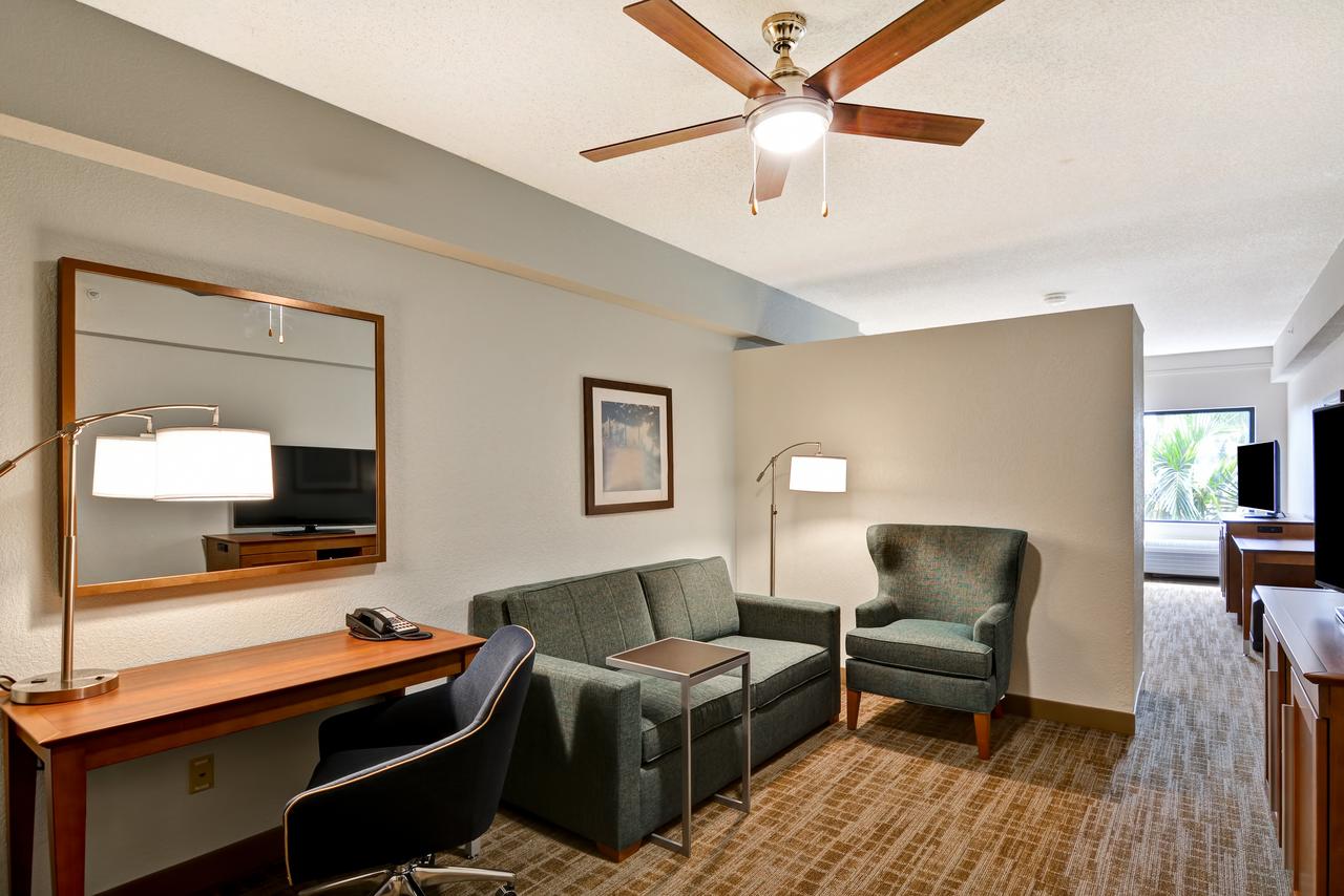 Hampton Inn Palm Beach Gardens - thumb 8