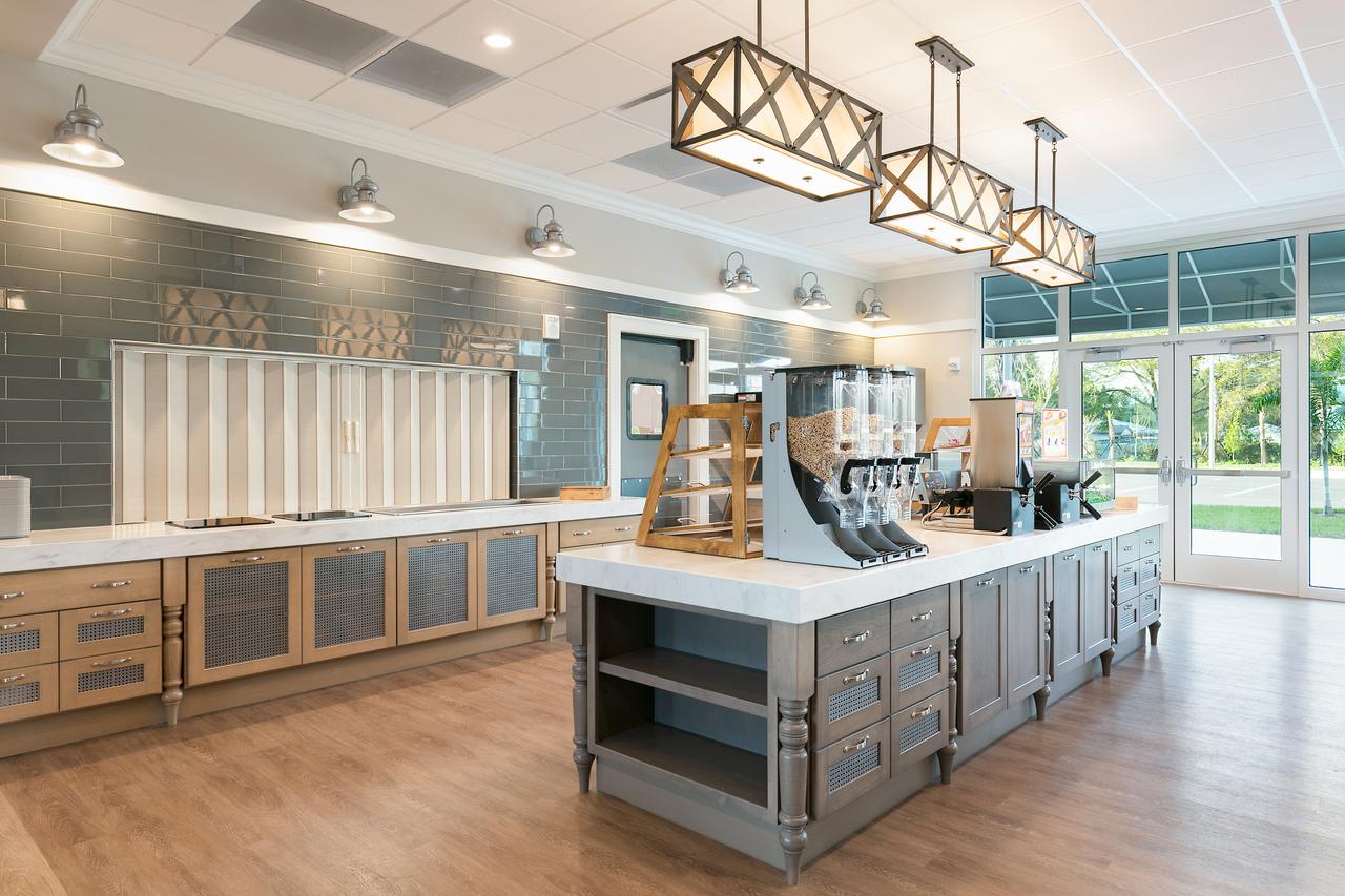 Carlisle Inn Sarasota - thumb 34