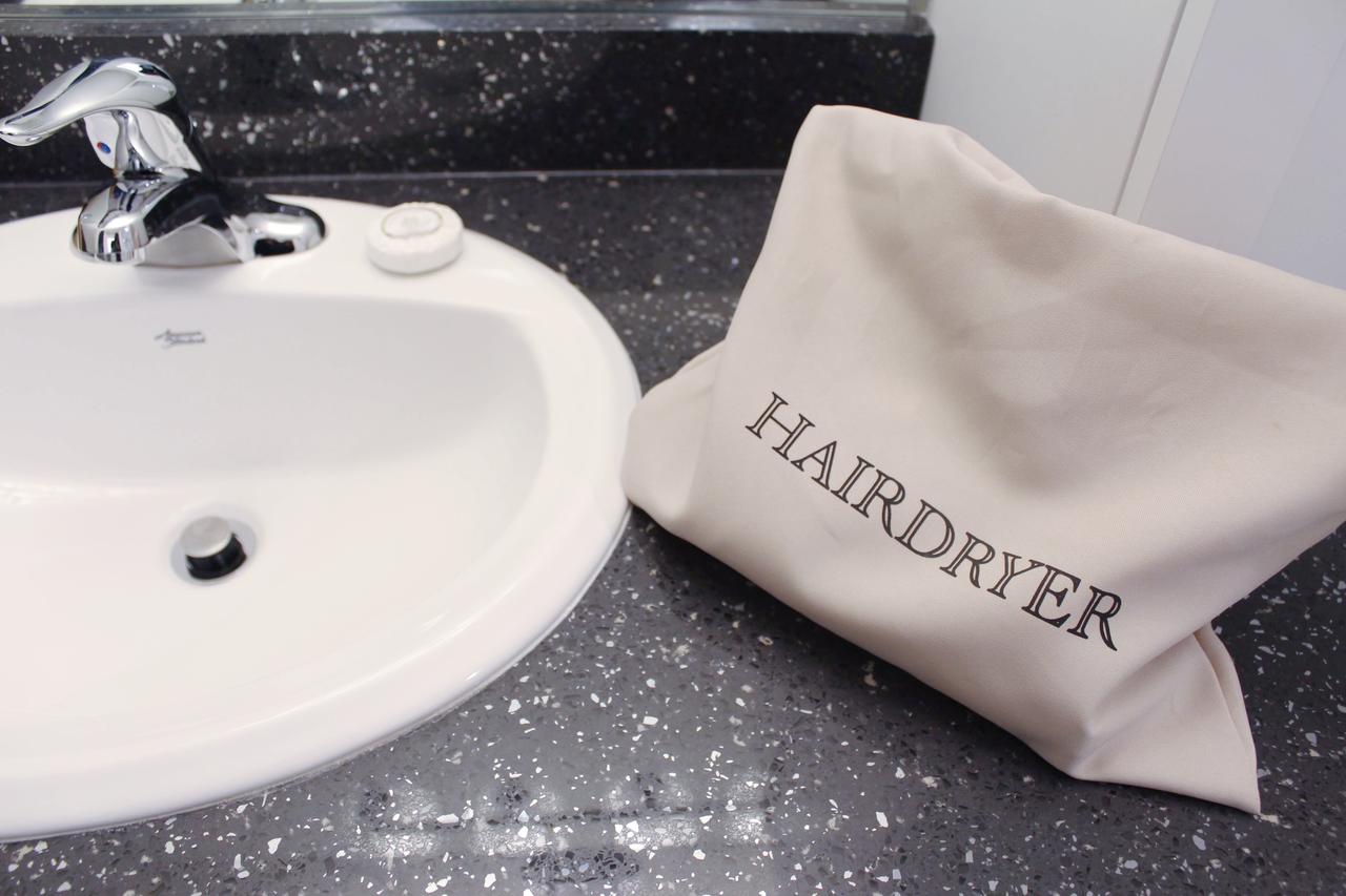 Carlisle Inn Sarasota - thumb 4