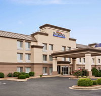 Baymont Inn  Suites Evansville East - Accommodation Ohio