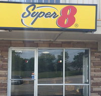 Super 8 by Wyndham Florence - Accommodation Ohio