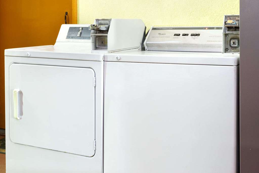 Days Inn Waycross - thumb 13