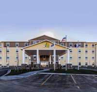 MainStay Suites Watford City - Accommodation Ohio