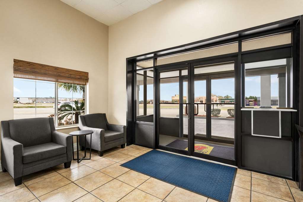 Super 8 Gulfport Near Biloxi - thumb 4