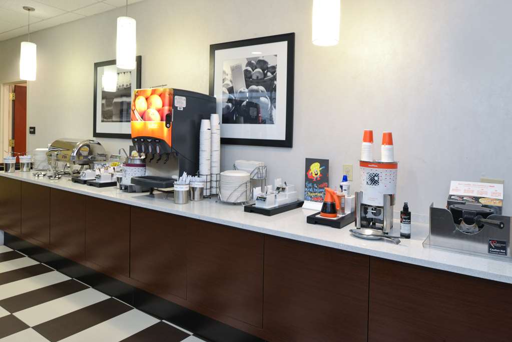 Hampton Inn Carbondale - thumb 13