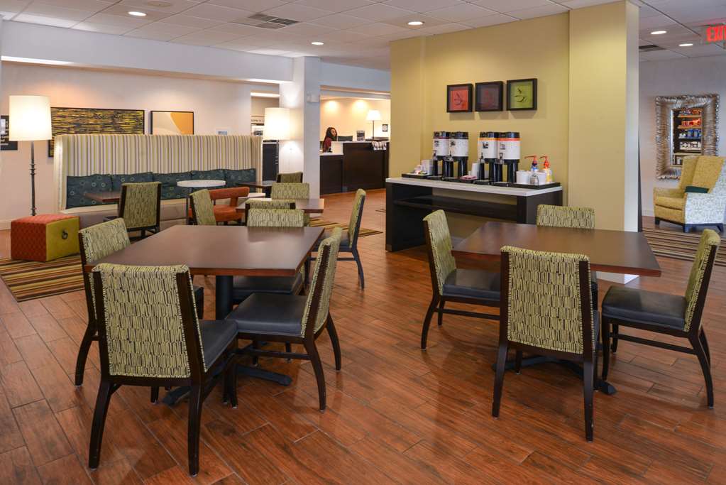 Hampton Inn Carbondale - thumb 14