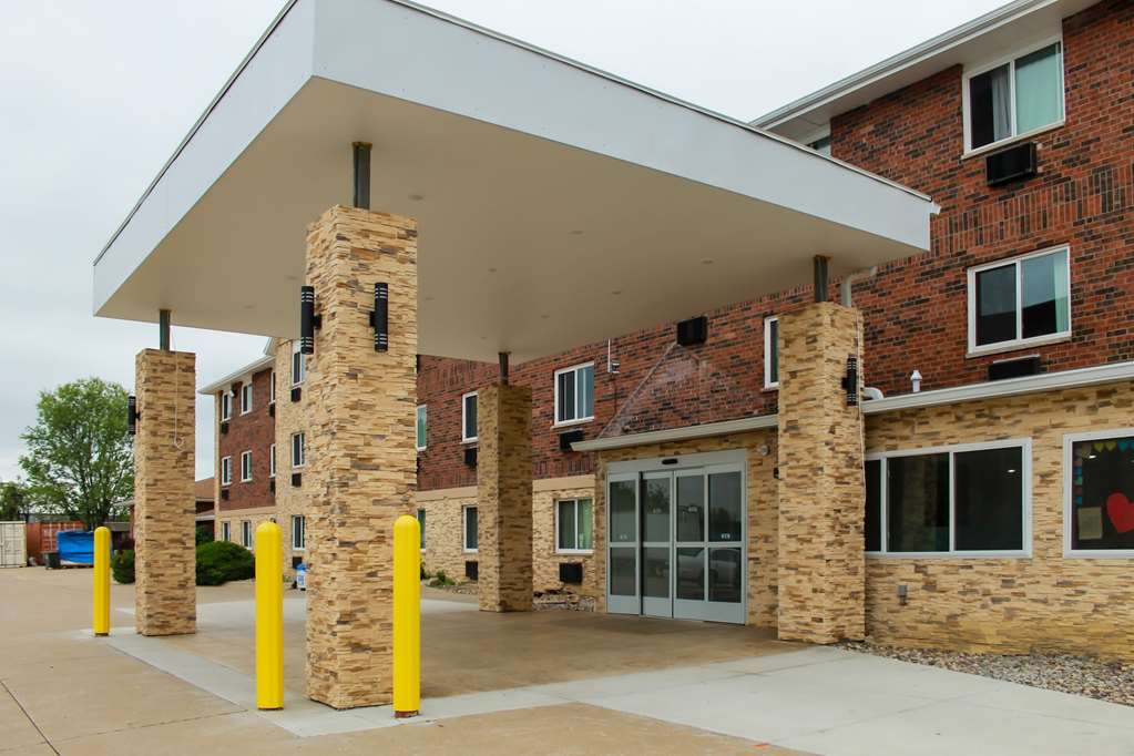 Clarion Pointe - thumb 0