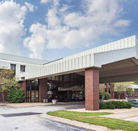 Ramada Bettendorf - Accommodation Ohio