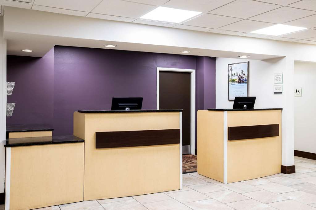 La Quinta Inn Davenport - thumb 2