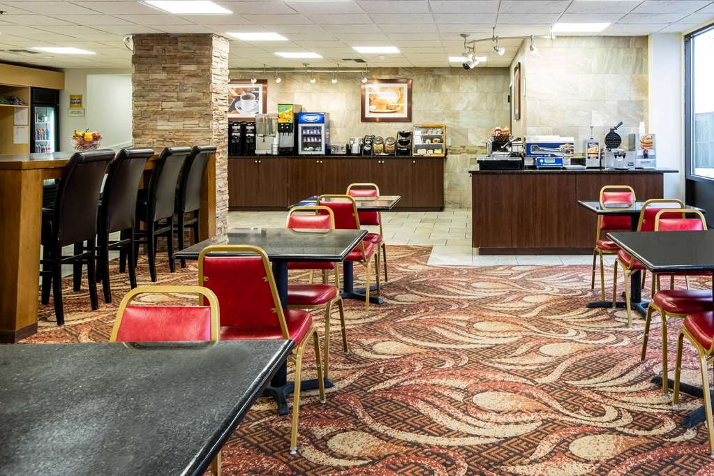 La Quinta Inn Davenport - thumb 16