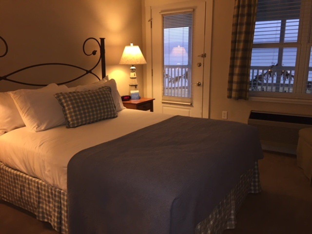 Edgewater Resort Motel - thumb 6