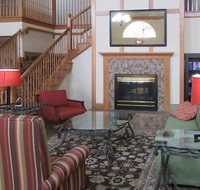 Quality Inn  Suites Alexandria - Accommodation Ohio