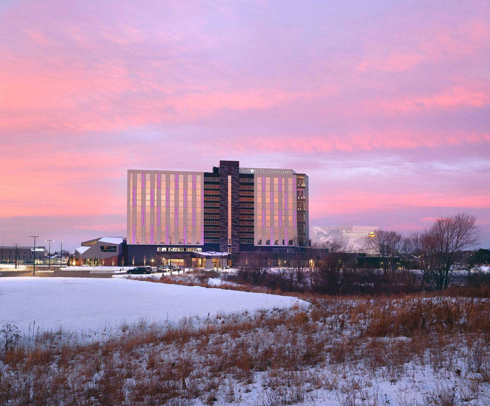 Omni Viking Lakes Hotel - thumb 1