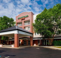 Courtyard by Marriott Edison Woodbridge - Accommodation Ohio
