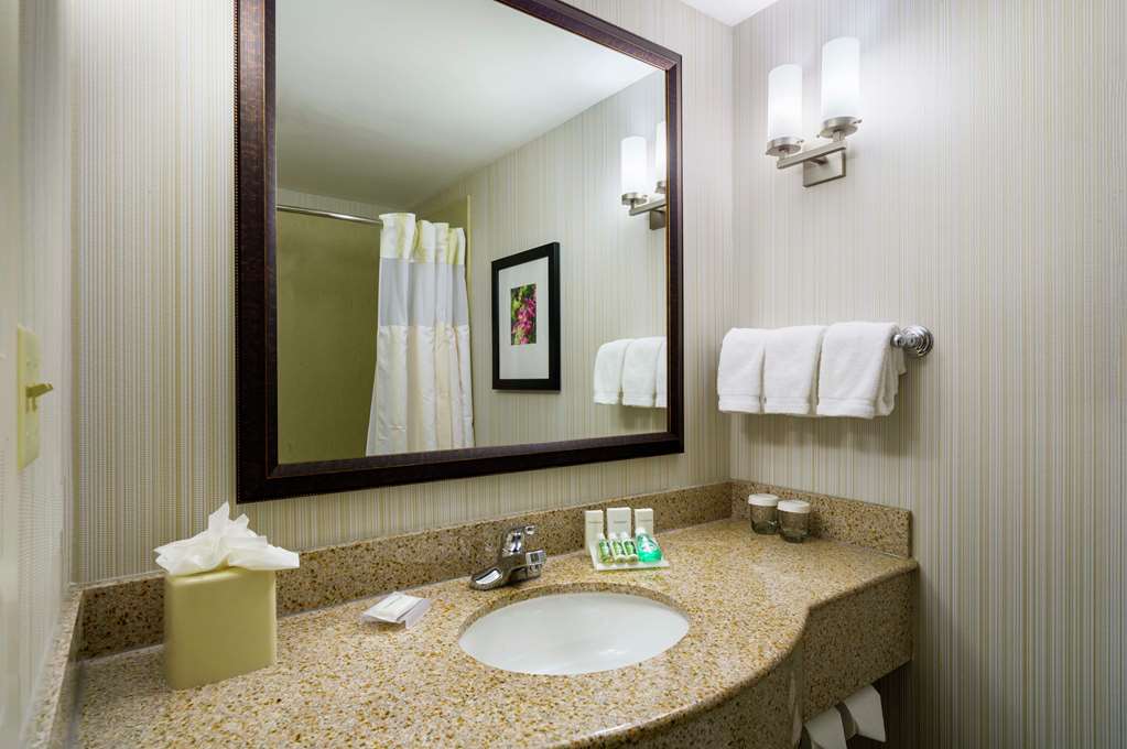 Hilton Garden Inn Edison/Raritan Center - thumb 6