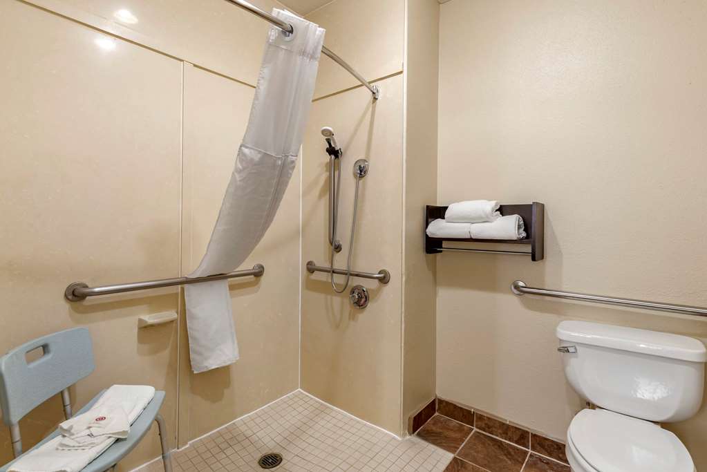 Comfort Suites Clovis - thumb 12