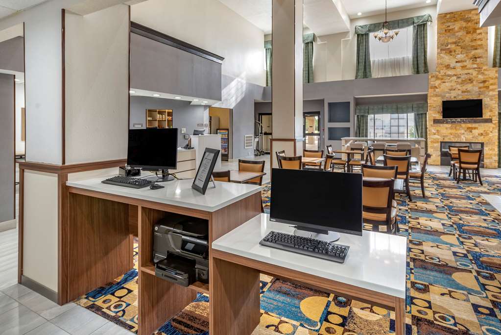 Comfort Suites Clovis - thumb 14