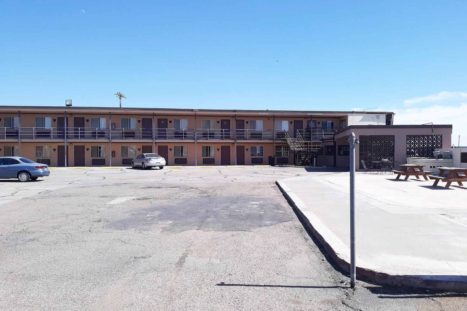 OYO Hotel Kings At Clovis - thumb 0