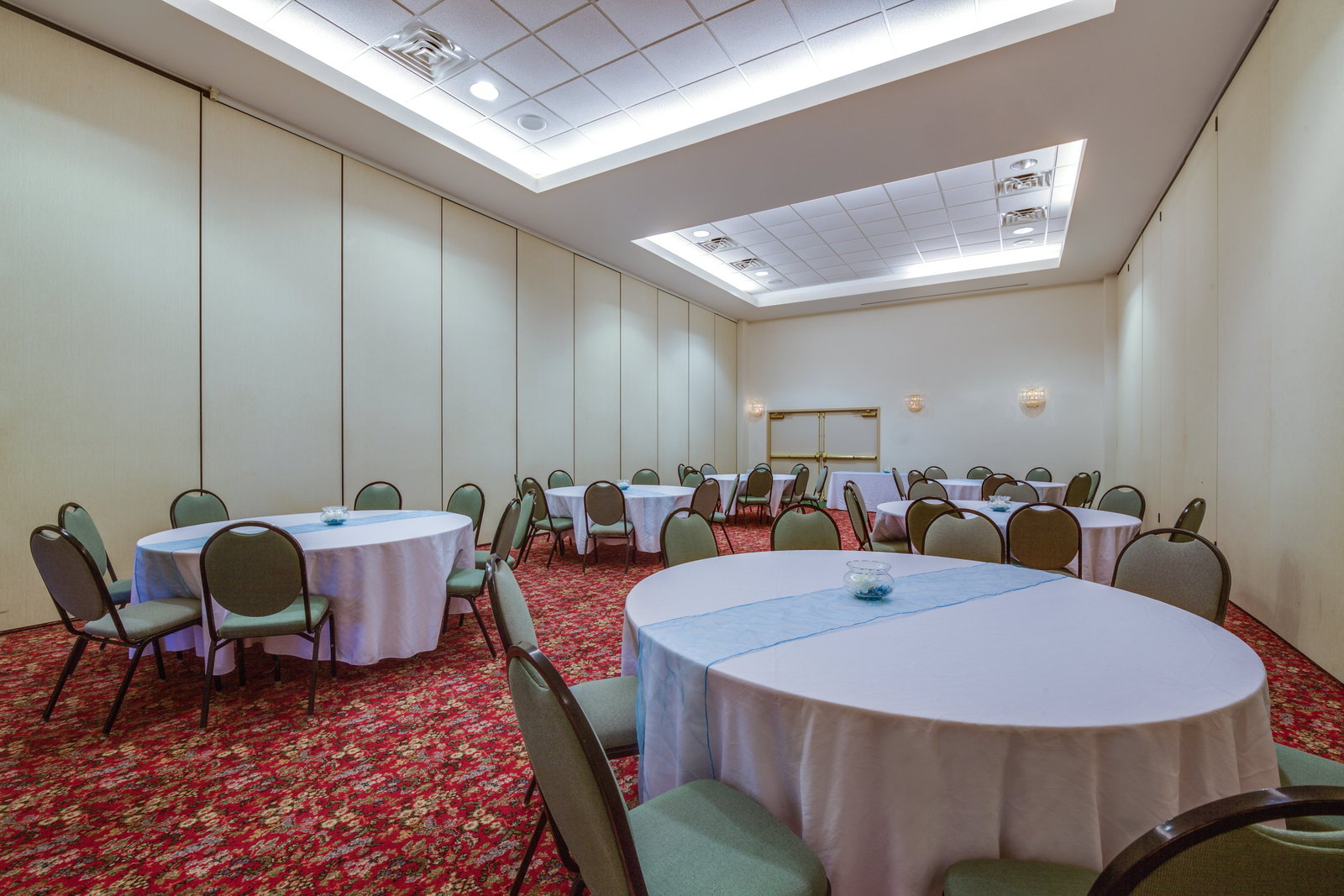 Holiday Inn Express Greensboro-East - thumb 10