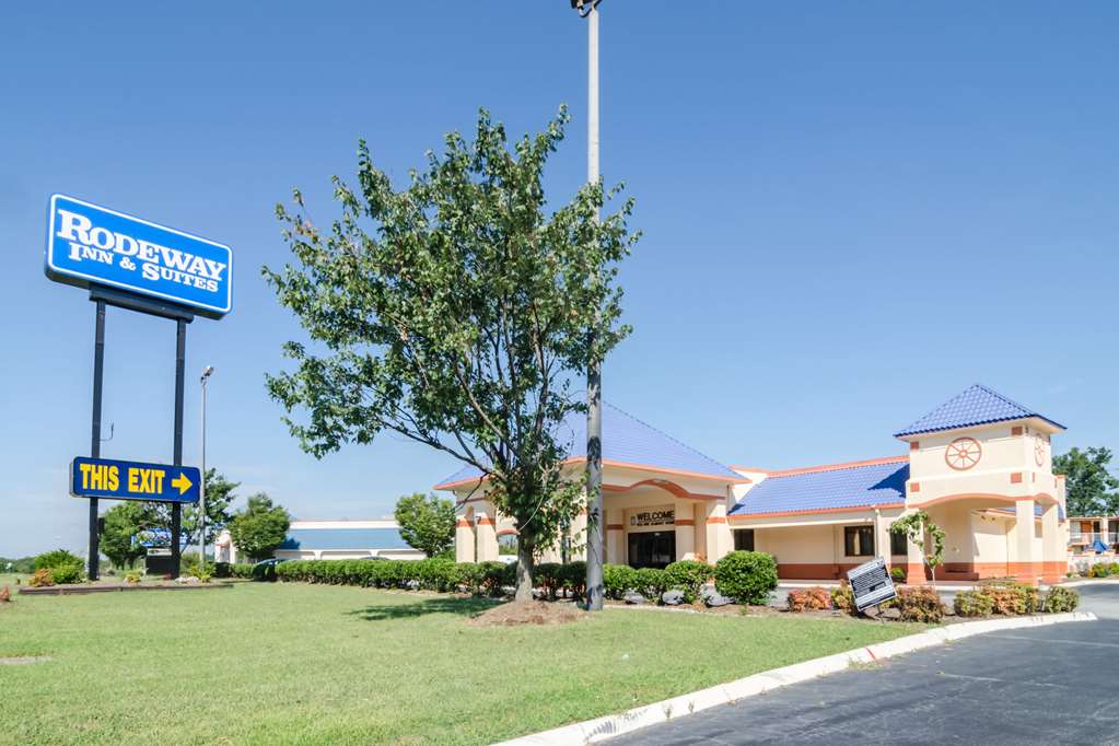 Rodeway Inn & Suites, Greensboro - thumb 0