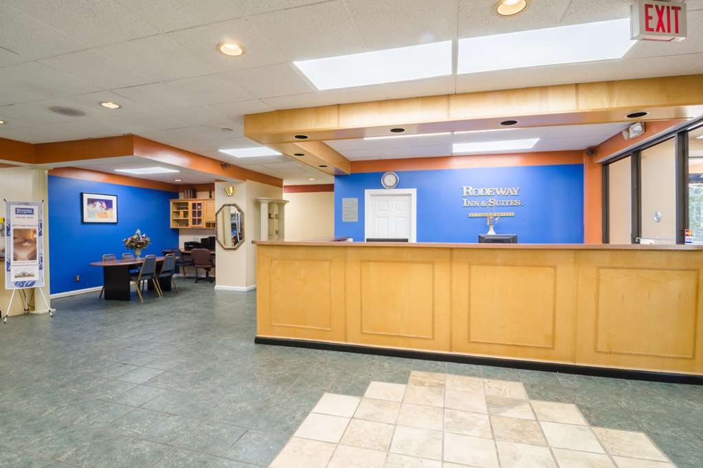 Rodeway Inn & Suites, Greensboro - thumb 3