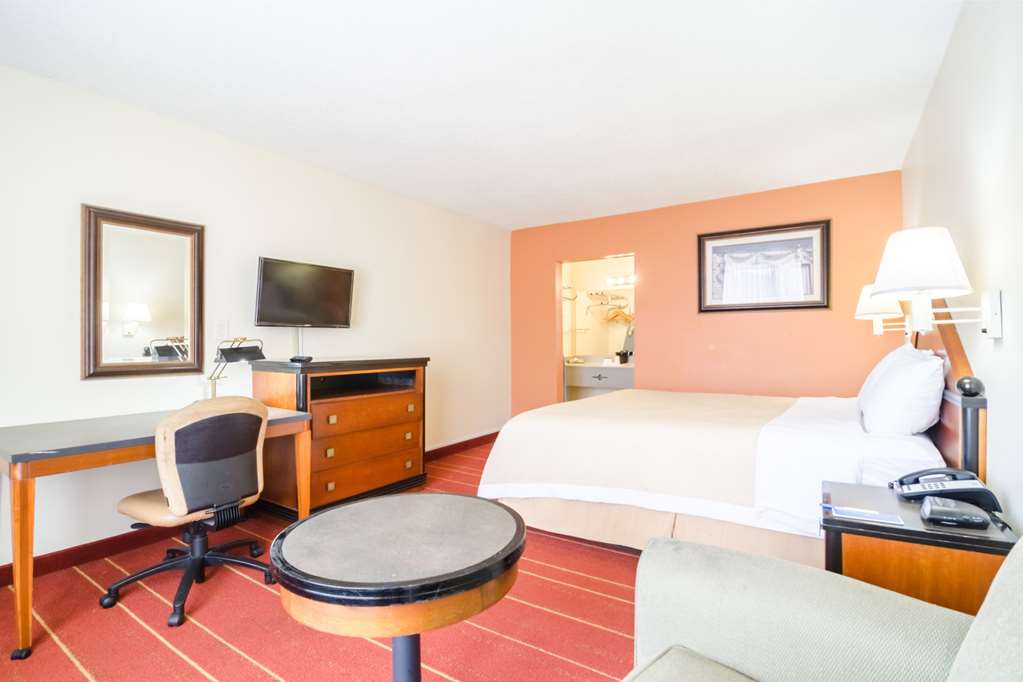 Rodeway Inn & Suites, Greensboro - thumb 5