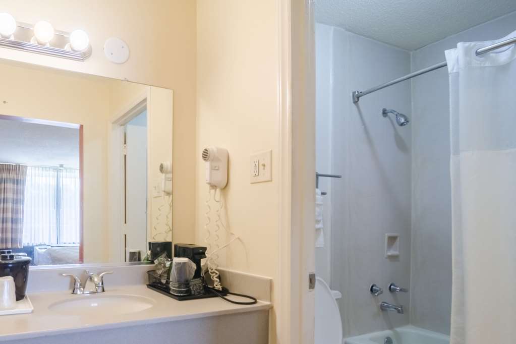 Rodeway Inn & Suites, Greensboro - thumb 6