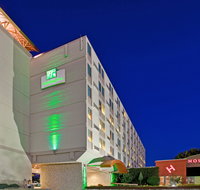 Holiday Inn Manhattan at the Campus - Accommodation Ohio