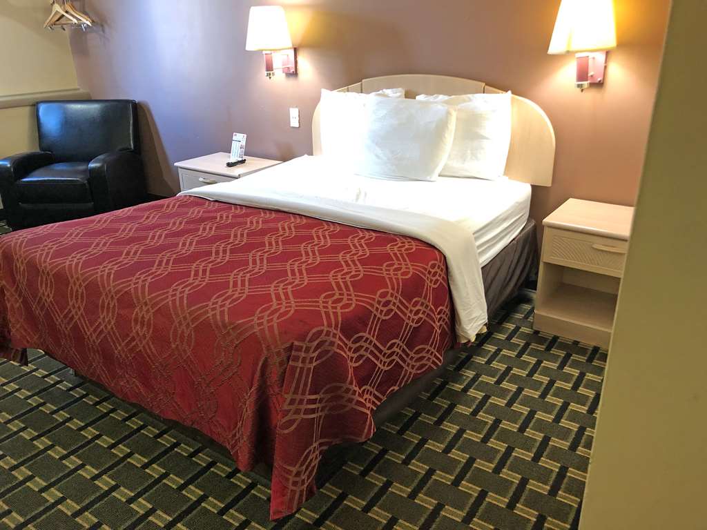 Americas Best Value Inn Beatrice - thumb 7