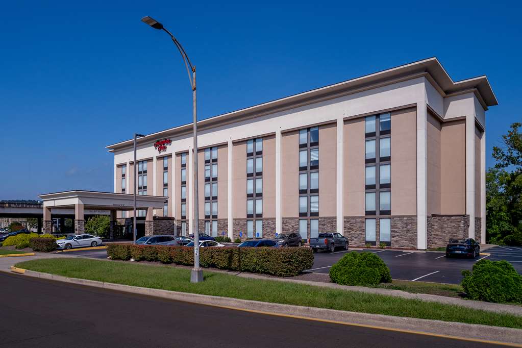 Hampton Inn Charleston Civic Center - thumb 0