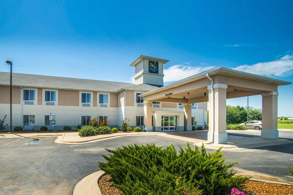 Quality Inn - thumb 1