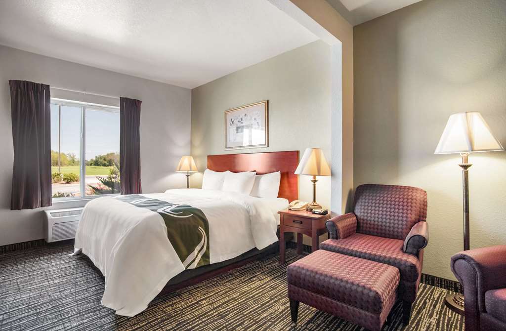 Quality Inn - thumb 11