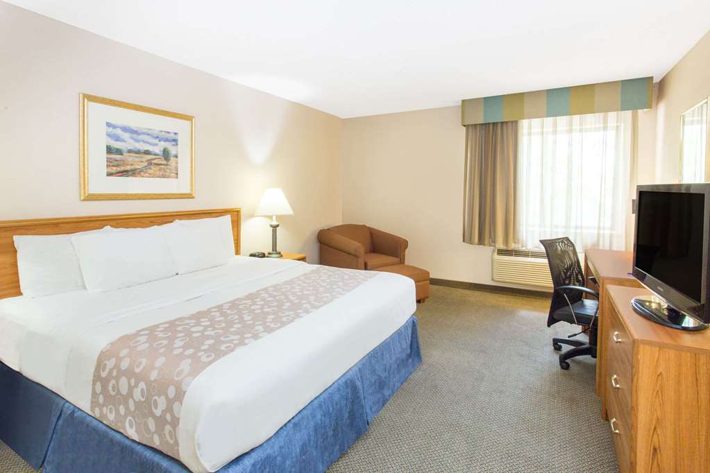 Baymont Inn & Suites Davenport - thumb 3