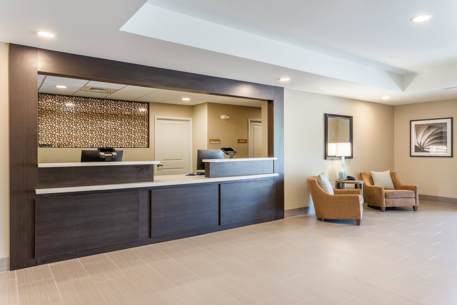Candlewood Suites Davenport - thumb 4