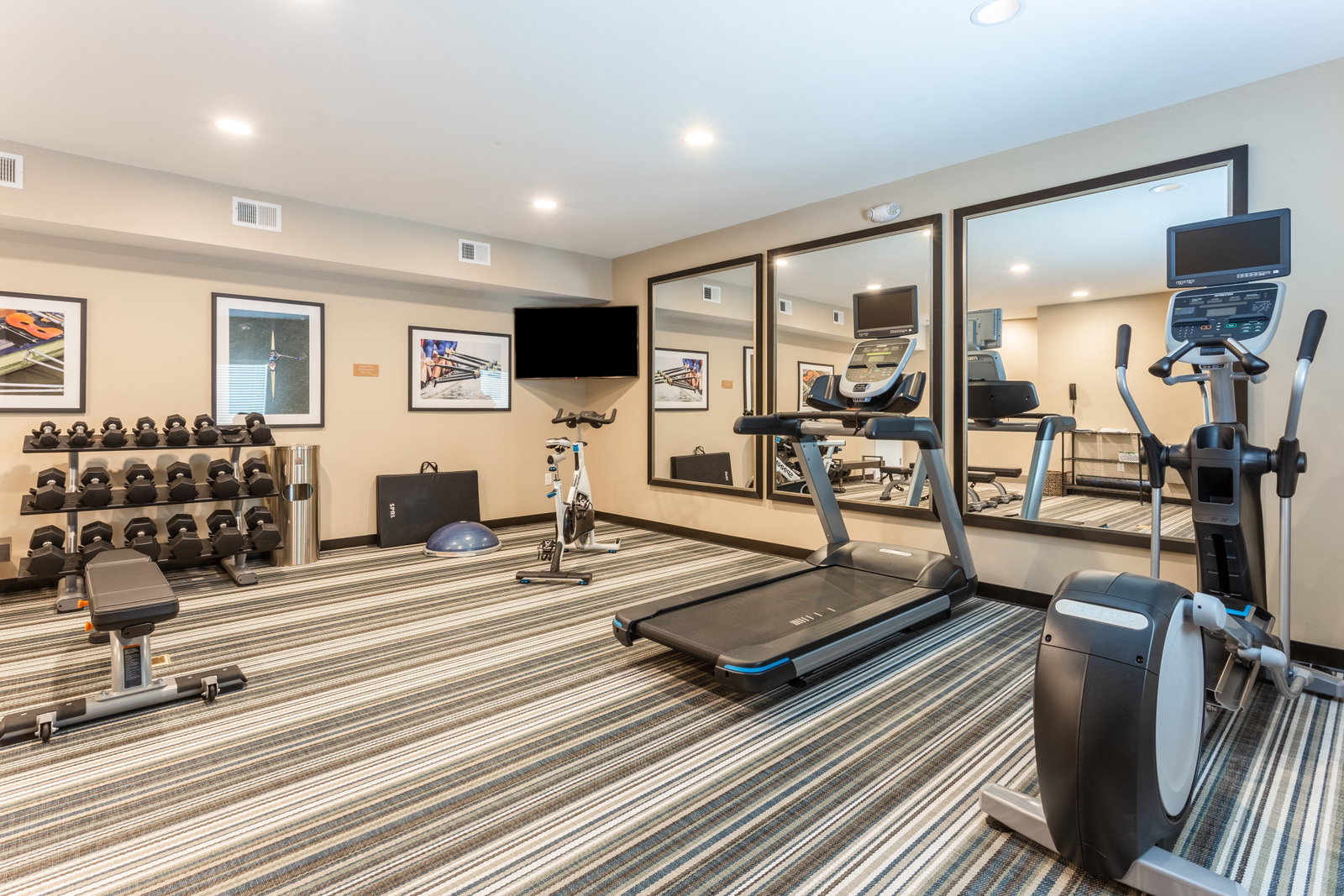 Candlewood Suites Davenport - thumb 12