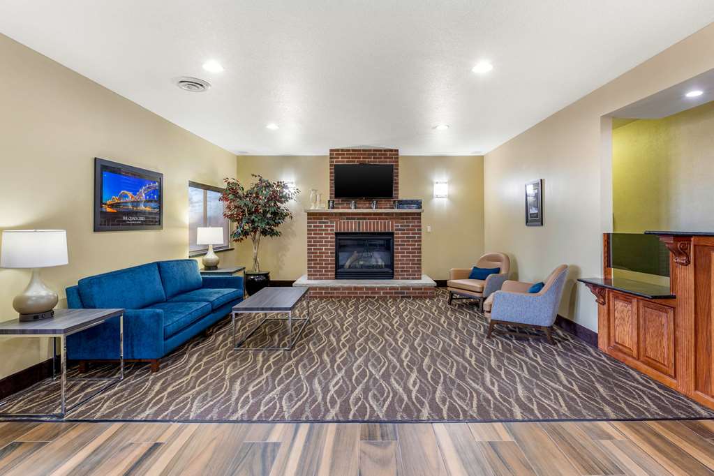 Comfort Inn & Suites - thumb 4