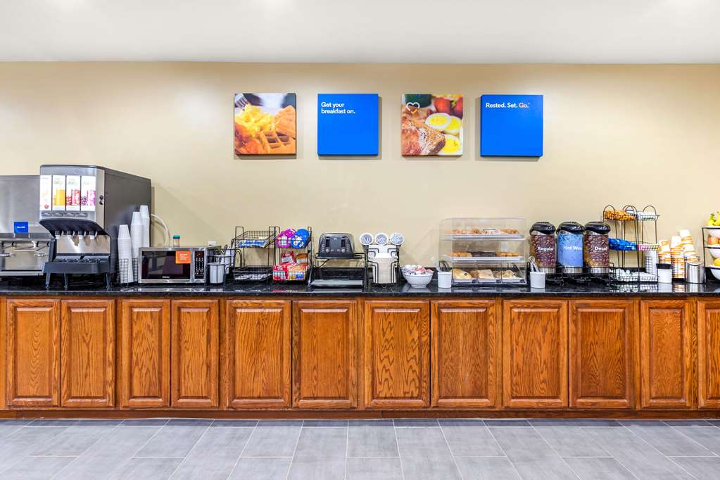 Comfort Inn & Suites - thumb 11