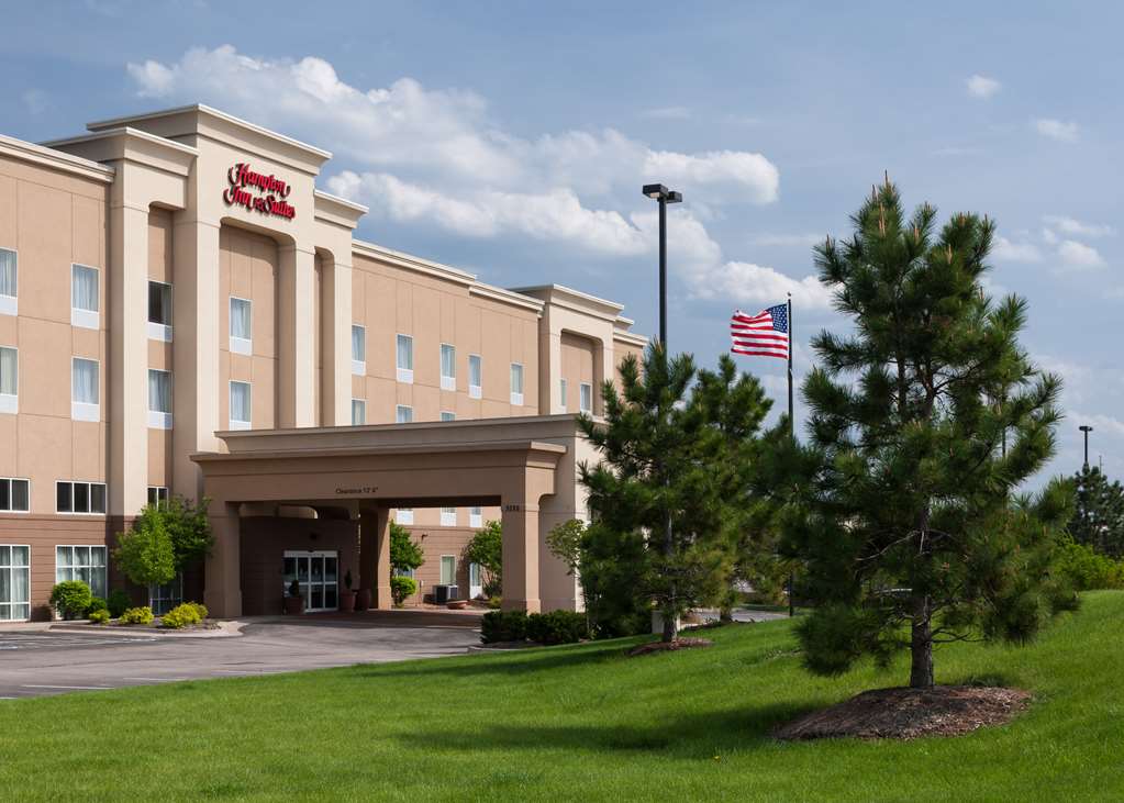 Hampton Inn & Suites Davenport - thumb 0