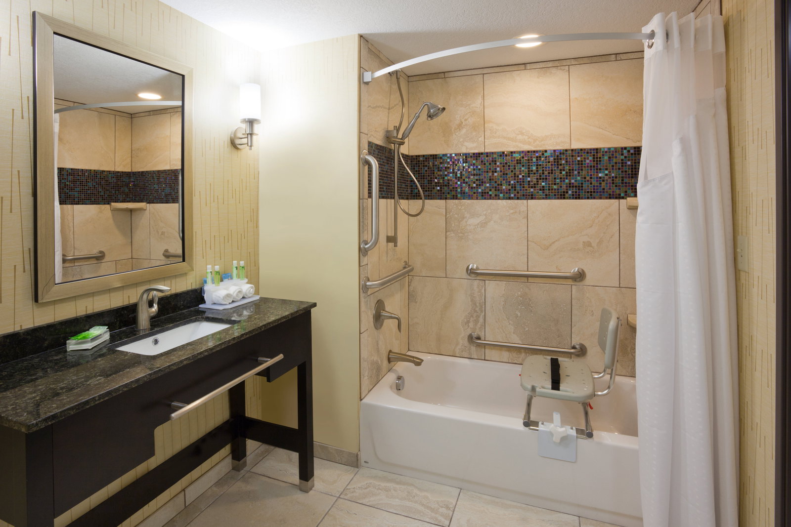 Holiday Inn Express & Suites North - thumb 5