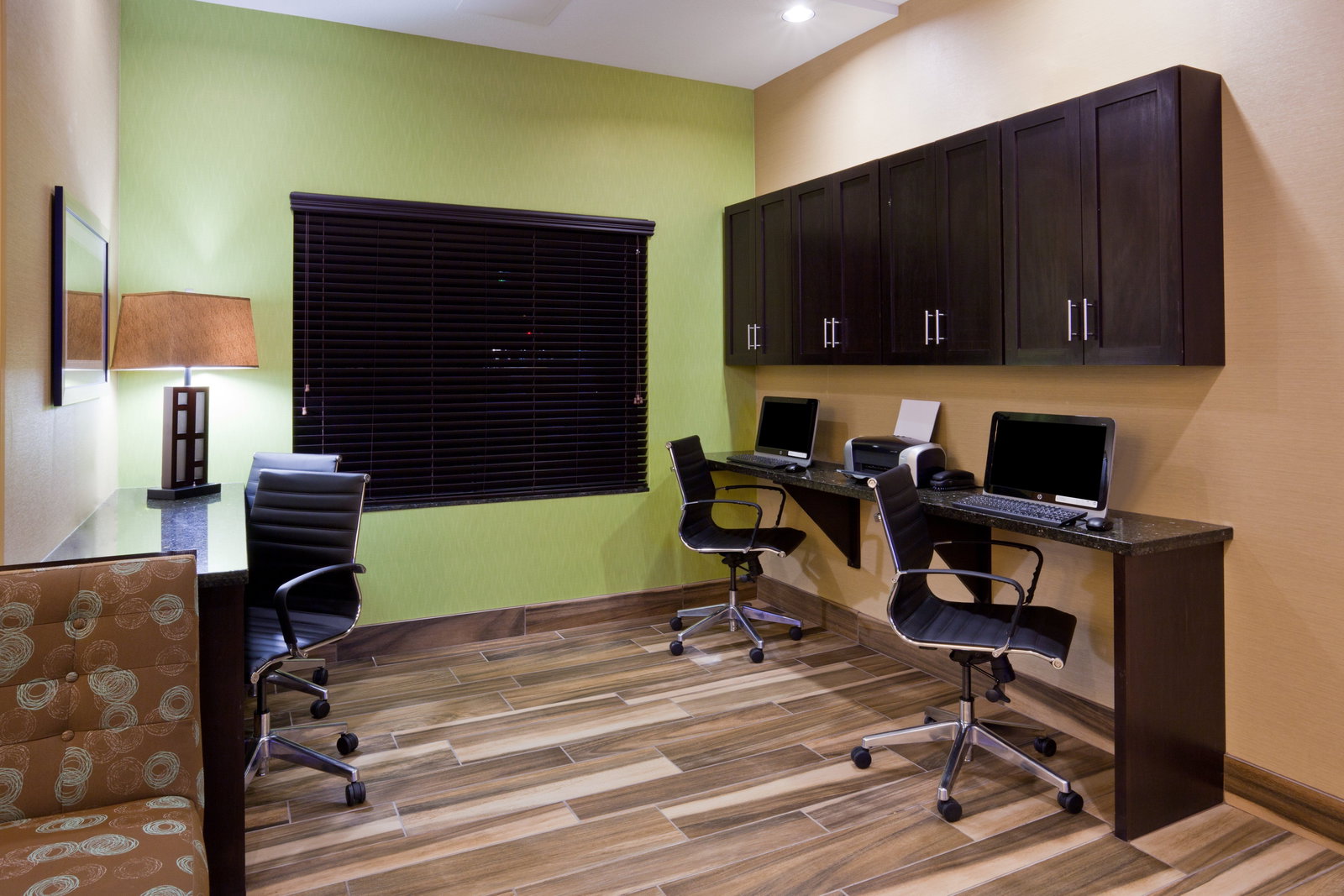 Holiday Inn Express & Suites North - thumb 17