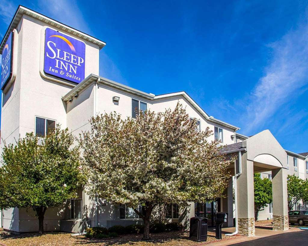 Sleep Inn & Suites - thumb 2