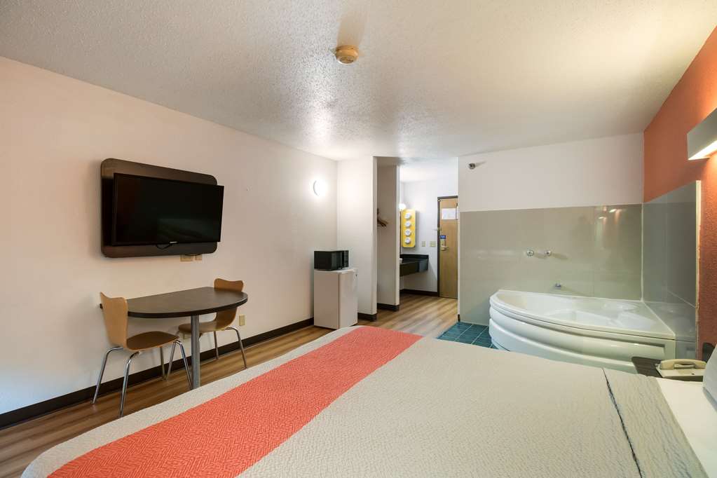 Motel 6 Davenport - thumb 14