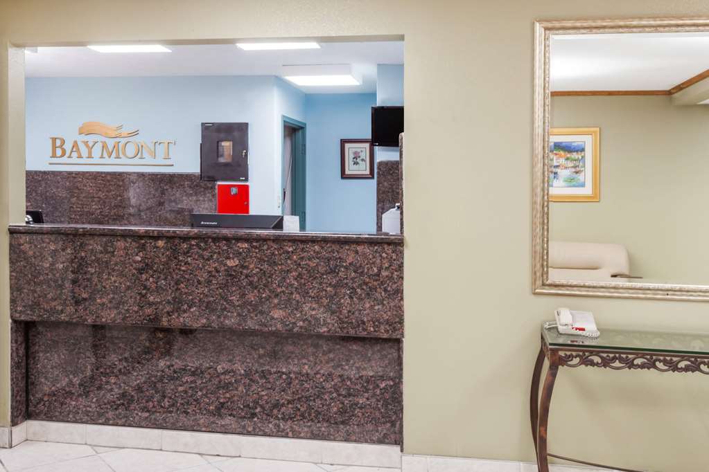 Baymont Inn & Suites Decatur - thumb 3