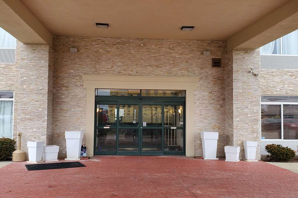 Comfort Inn & Suites Decatur-Forsyth - thumb 0
