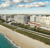 Four Seasons Hotel at The Surf Club - Accommodation Ohio
