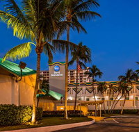 Best Western On the Bay Inn  Marina - Accommodation Ohio