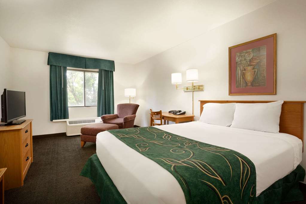 Baymont Inn & Suites Elko - thumb 4