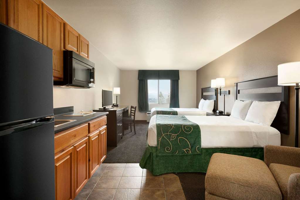 Baymont Inn & Suites Elko - thumb 7
