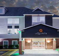 La Quinta Inn  Suites Ely - Accommodation Ohio